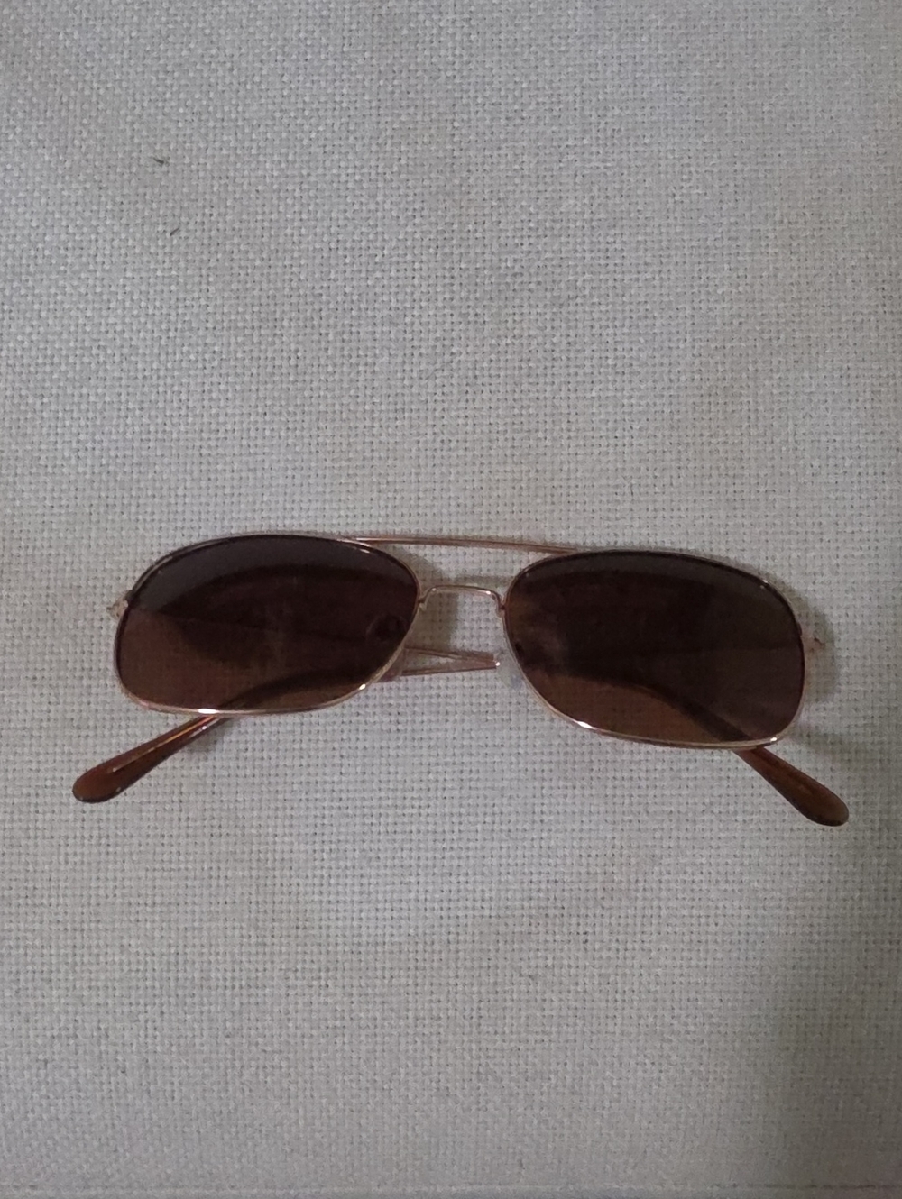 Men's Brown Metal Frame Sunglasses - Classic Aviator Style